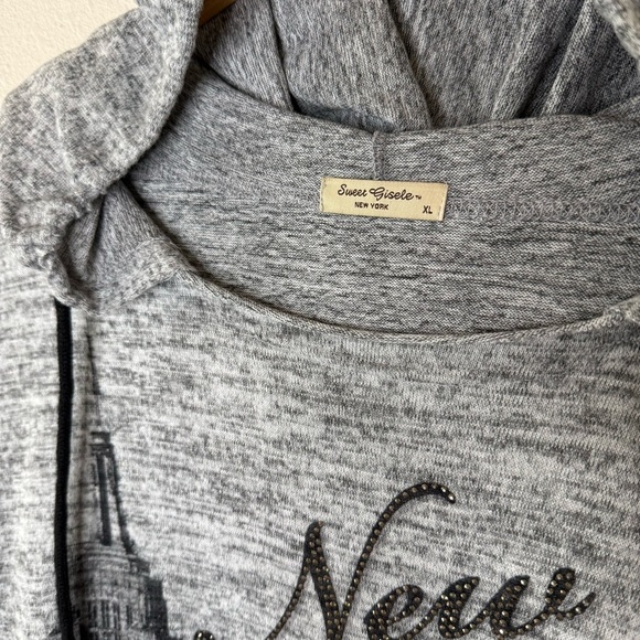 Sweet Gisele New York City Hoodie Embellished Letters Grey/Black Women’s Size XL - Picture 8 of 9